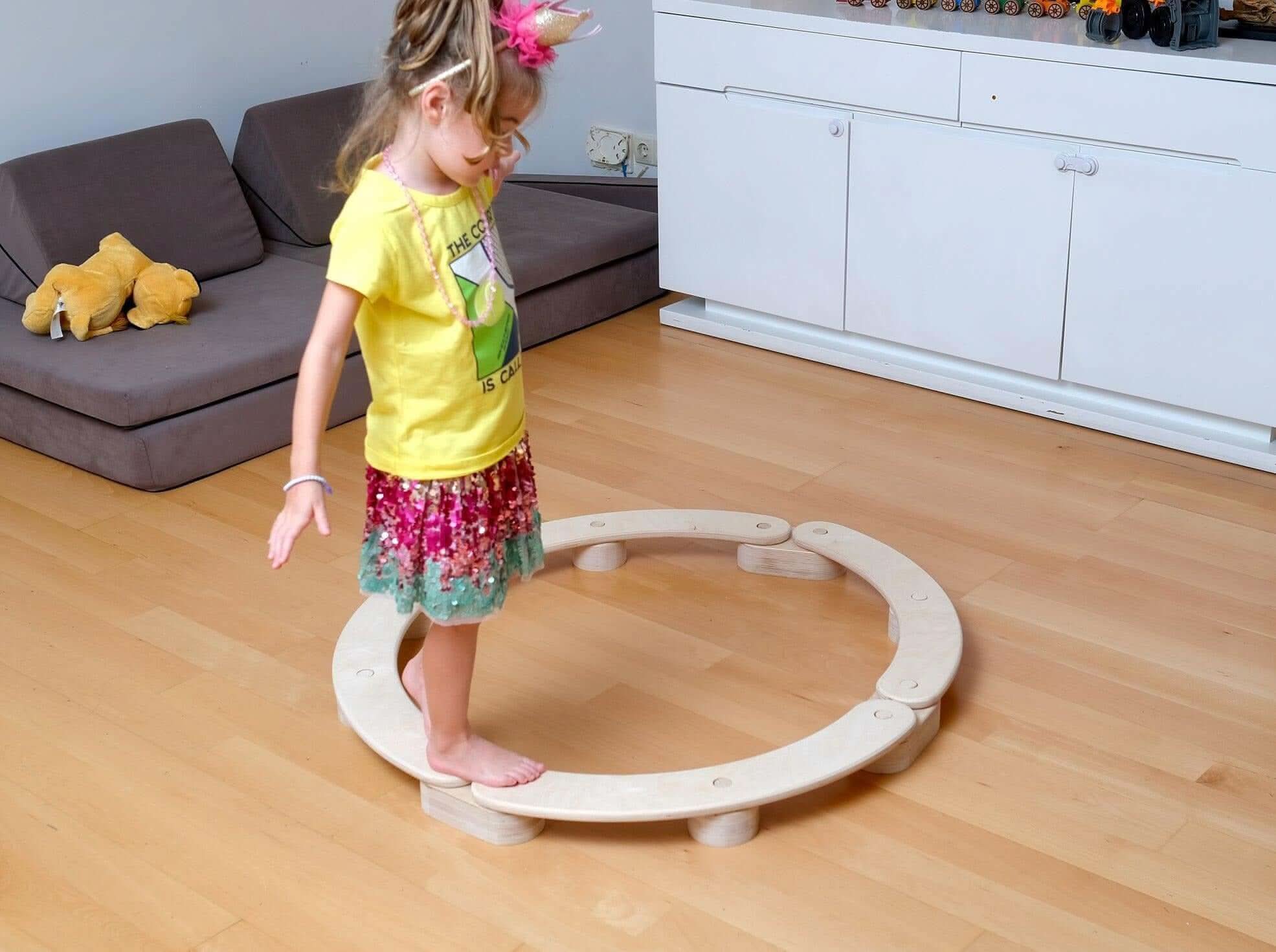 circular-wooden-balance-beam-set-montessori-Gift-Baby-Toys-4