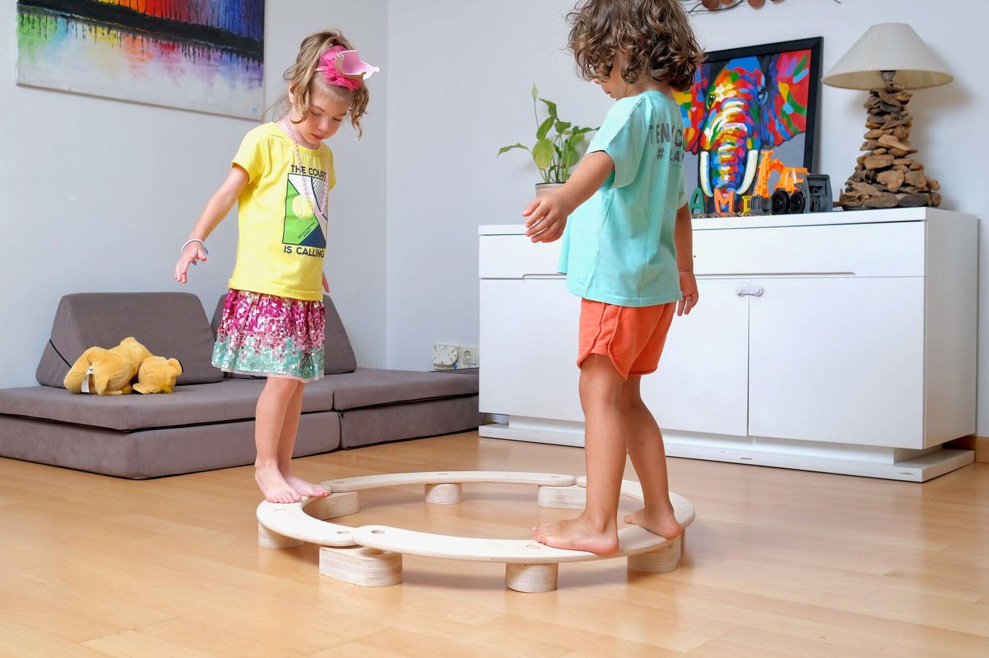 circular-wooden-balance-beam-set-montessori-Gift-Baby-Toys-7