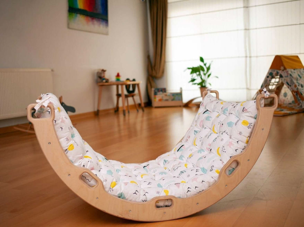 climbing-arch-with-flamingo-pillow-montessori-play-set-Gift-Baby-Toys-7