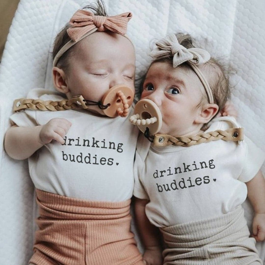 graphic-bodysuit-drinking-buddies-Gift-Baby-Toysbodysuits-1
