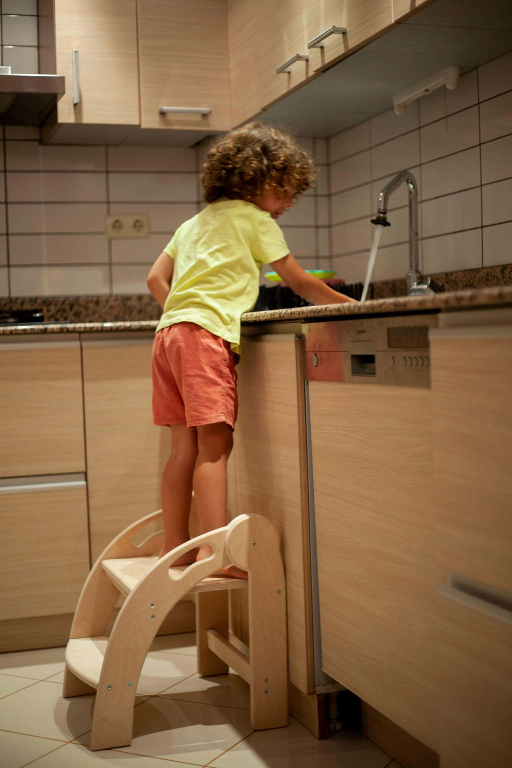 foldable-montessori-kitchen-step-stool-Gift-Baby-Toys-12