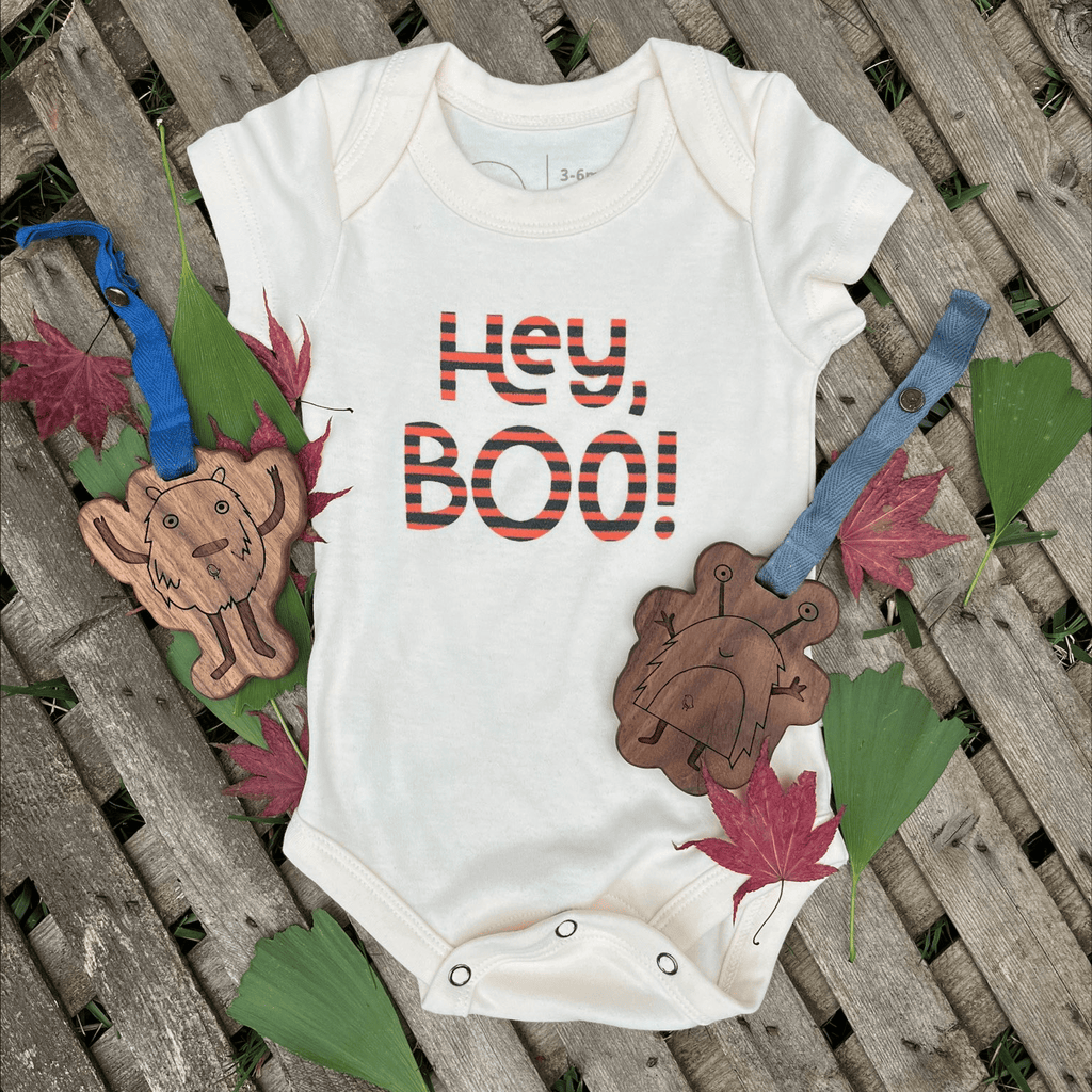 graphic-bodysuit-hey-boo-Gift-Baby-Toys-3