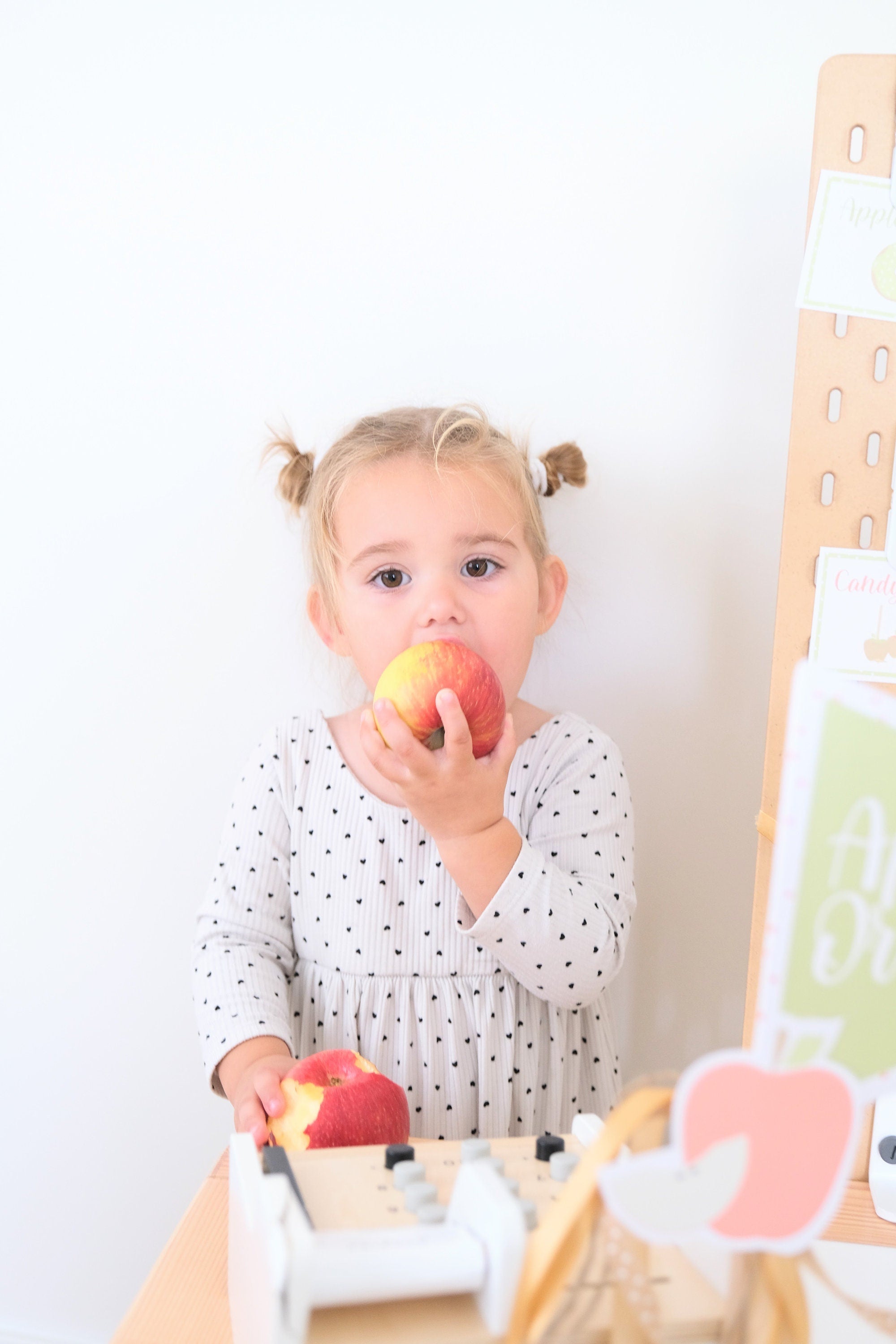 apple-orchard-dramatic-play-printables-Gift-Baby-Toys-10