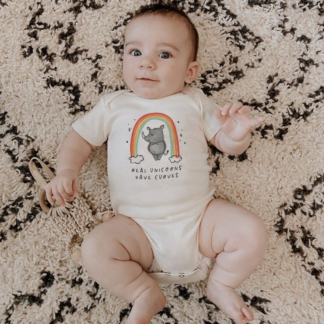 graphic-bodysuit-unicorn-curves-Gift-Baby-Toys-2