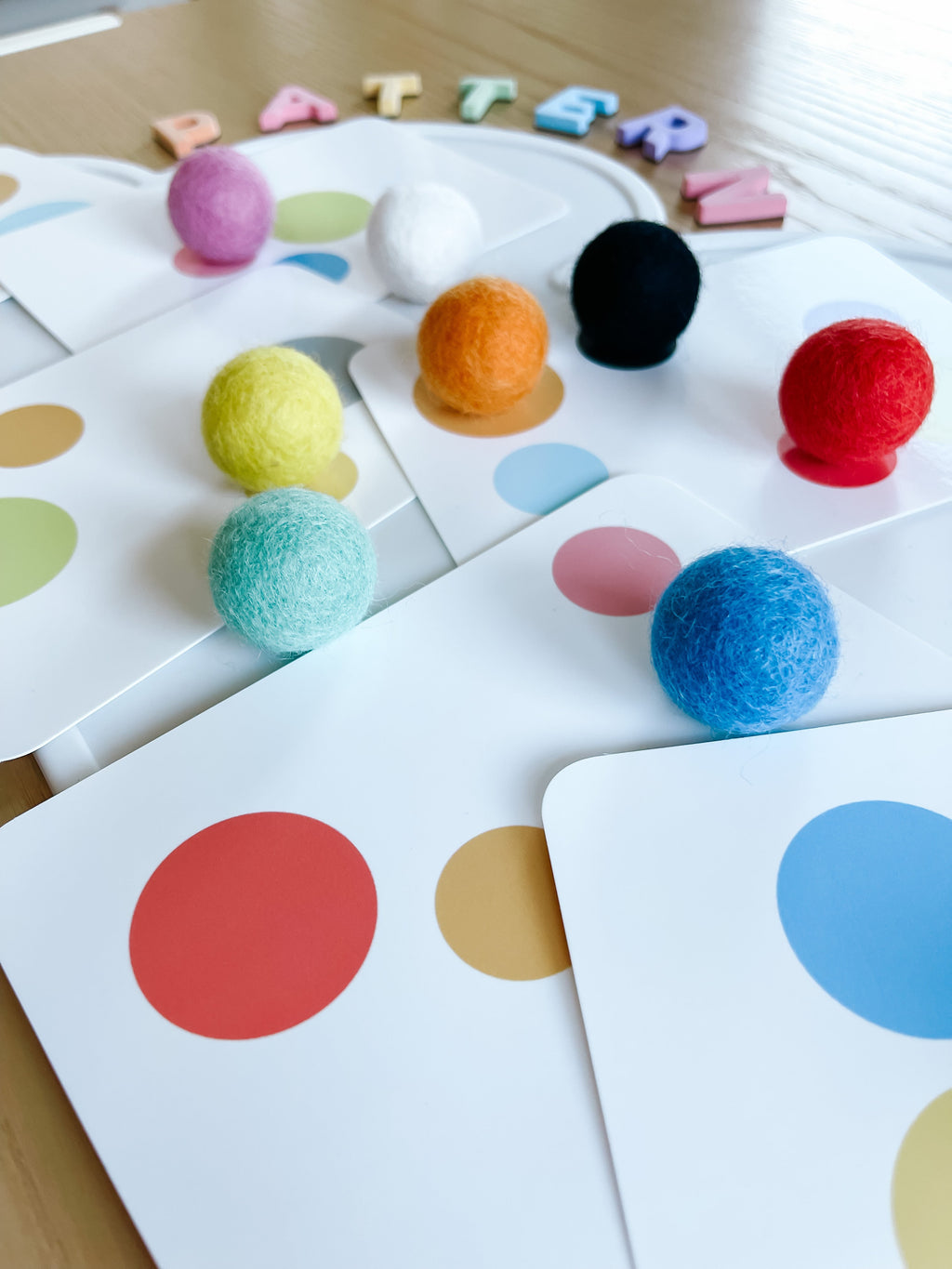 grid-pattern-ball-flashcards-Gift-Baby-Toys-12