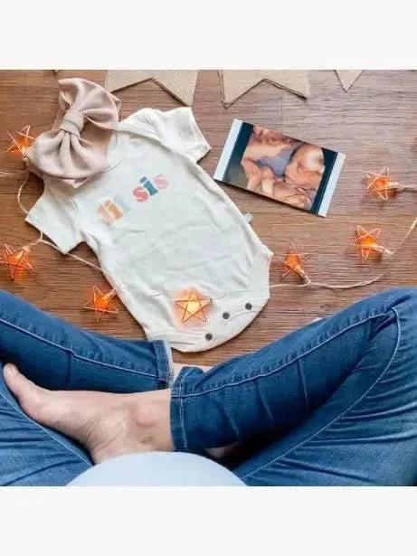 graphic-bodysuit-lil-sis-Gift-Baby-Toys-2