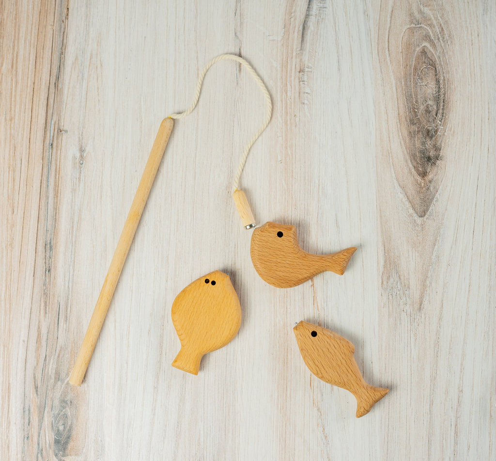wooden-magnetic-fishing-game-for-kids-set-1-small-Gift-Baby-Toys-1