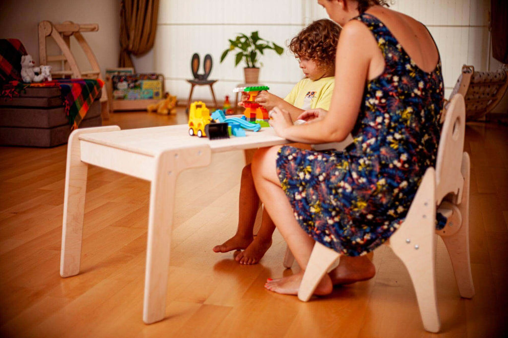 montessori-table-and-chair-set-Gift-Baby-Toys-9