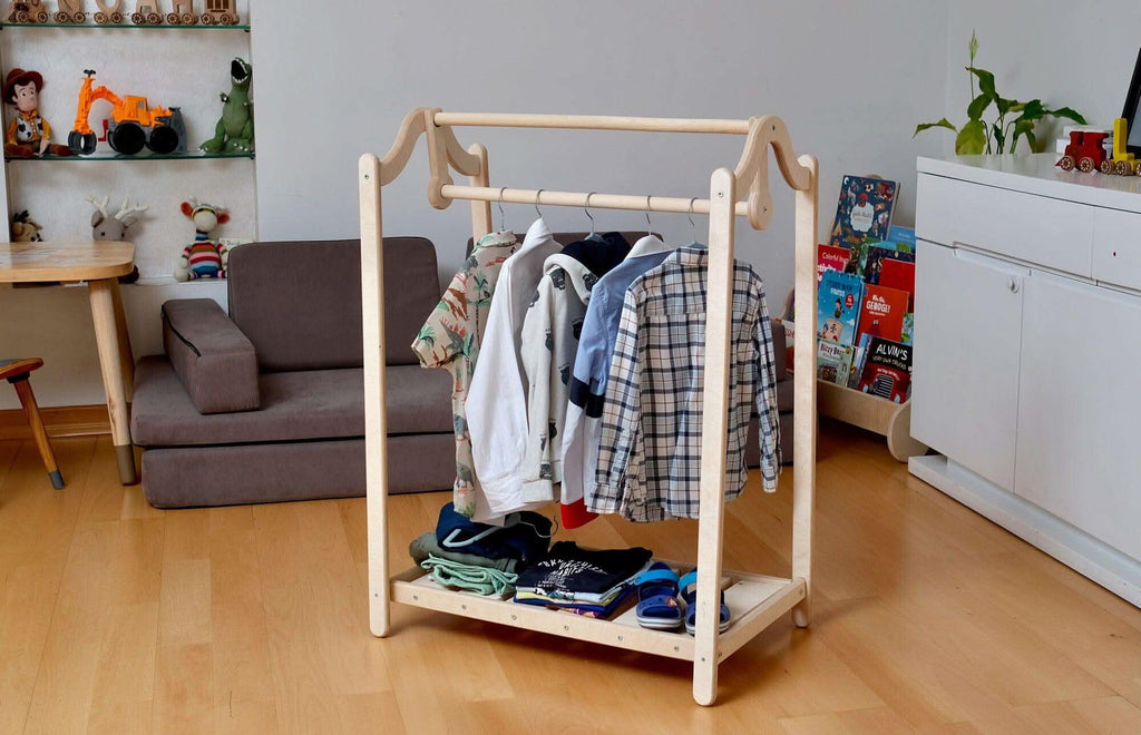 montessori-wooden-kids-clothing-rack-Gift-Baby-Toys-2