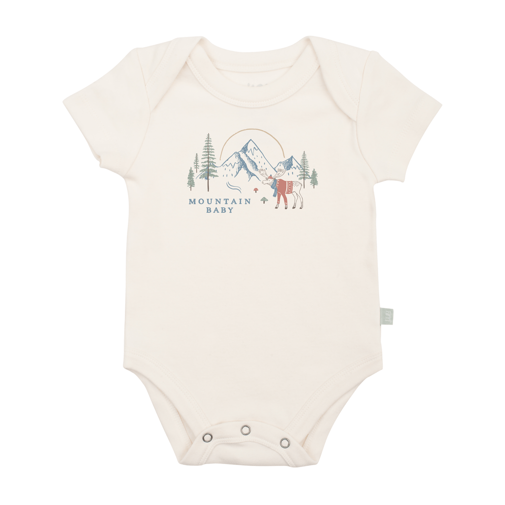 graphic-bodysuit-mountain-baby-Gift-Baby-Toys-2