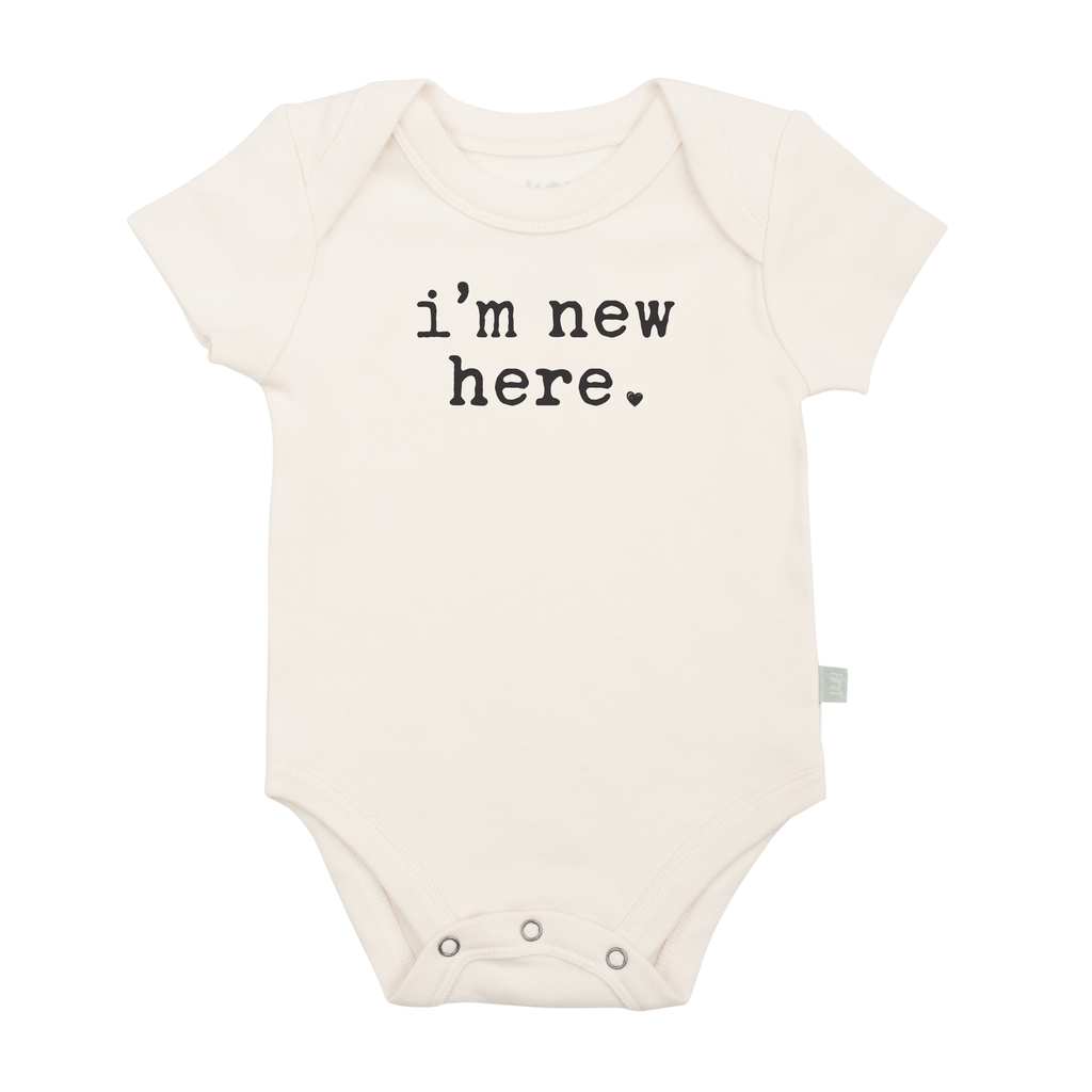 graphic-bodysuit-im-new-here-Gift-Baby-Toys-3