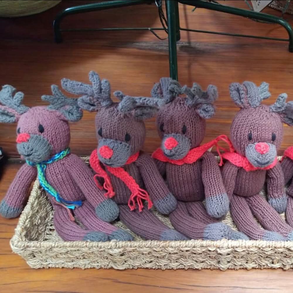 knit-buddy-juniper-the-reindeer-Gift-Baby-Toys-5