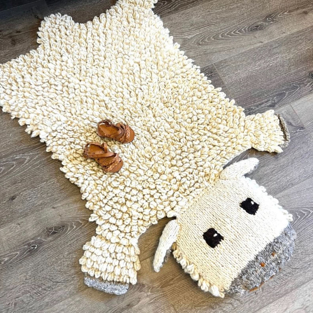 organic-wool-play-mat-nursery-rug-sheep-Gift-Baby-Toys-3