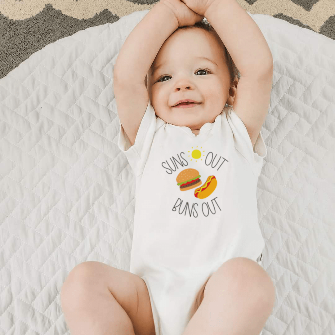 graphic-bodysuit-suns-out-buns-out-Gift-Baby-Toys-2
