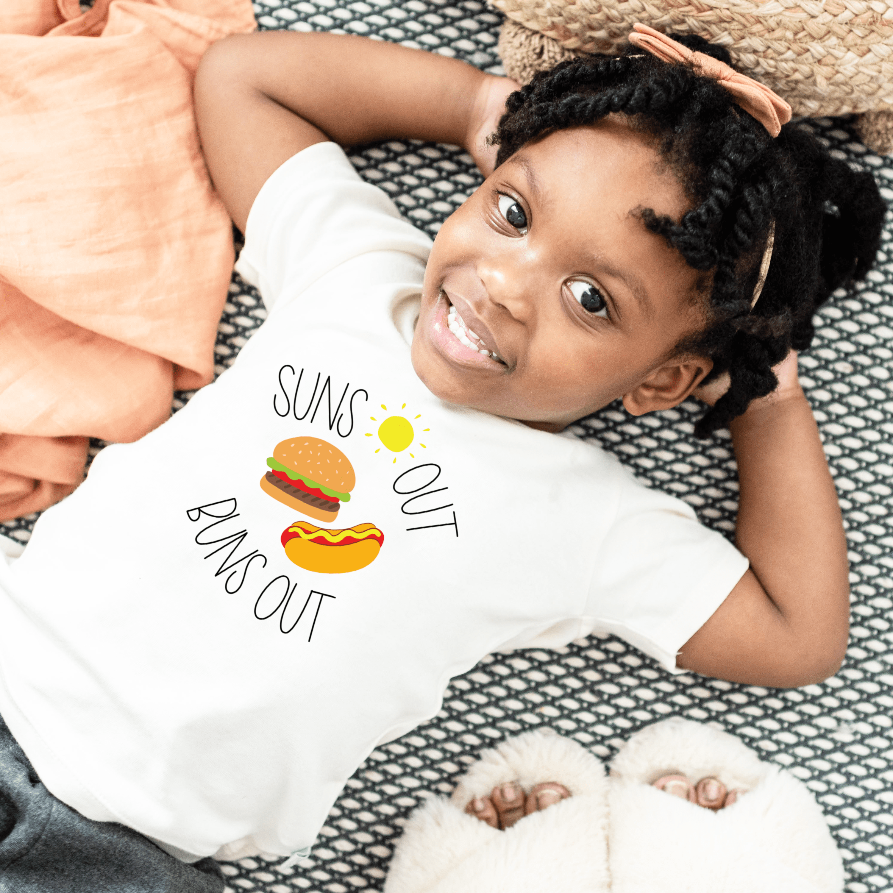 graphic-tee-suns-out-buns-out-Gift-Baby-Toys-2