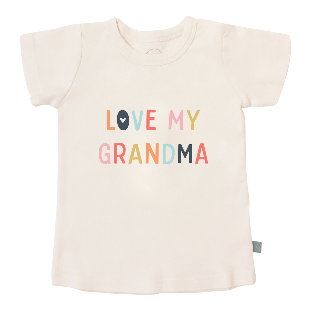 graphic-tee-love-grandma-Gift-Baby-Toystops-1