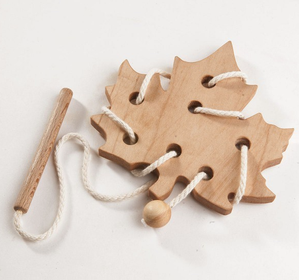 wooden-lacing-maple-leaf-threading-toy-Gift-Baby-Toys-1