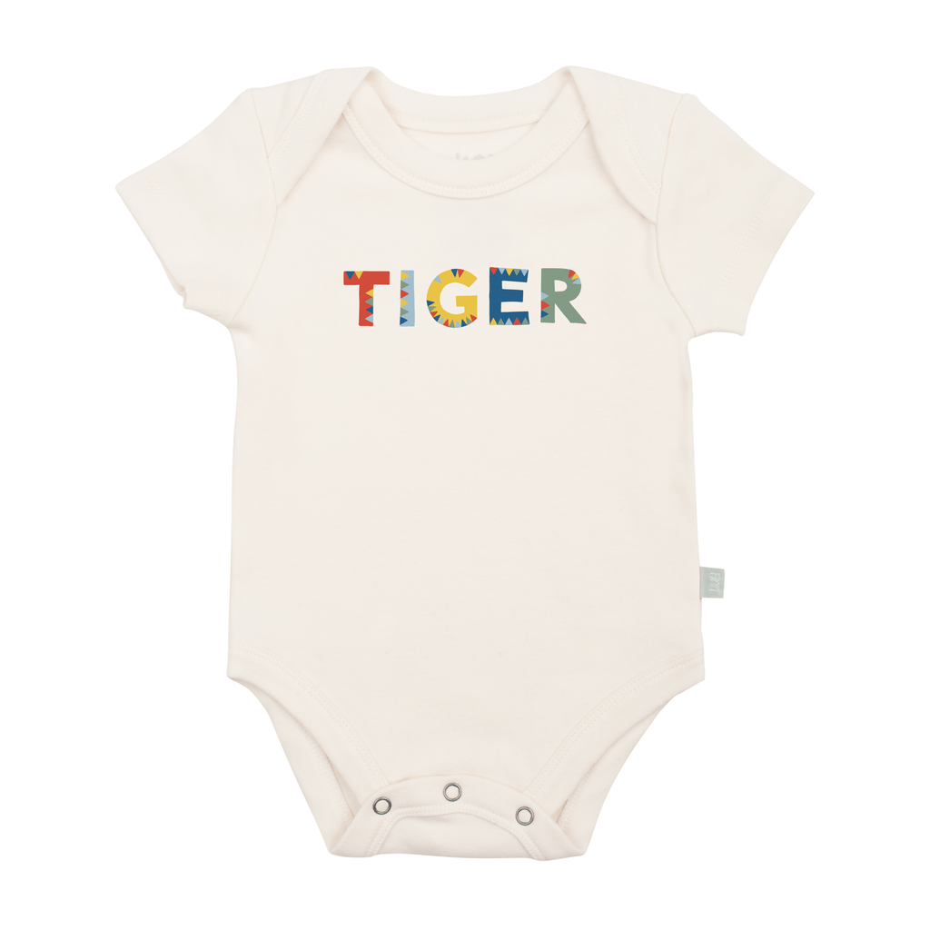 graphic-bodysuit-tiger-Gift-Baby-Toysbodysuits-1