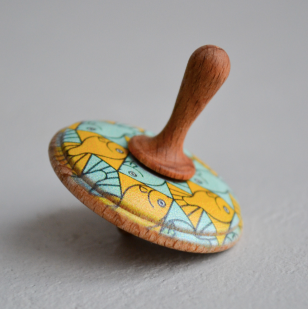 wooden-spinning-top-toy-painted-Gift-Baby-Toys-6
