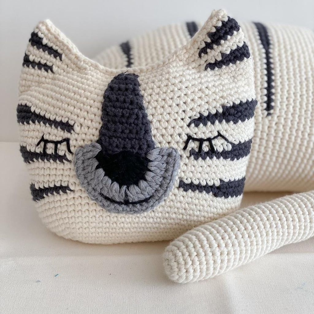 torey-the-tiger-white-Gift-Baby-Toys-2