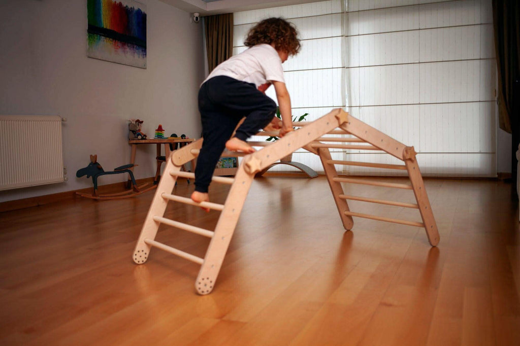 montessori-climbing-triangle-cube-with-reversible-ramp-Gift-Baby-Toys-2