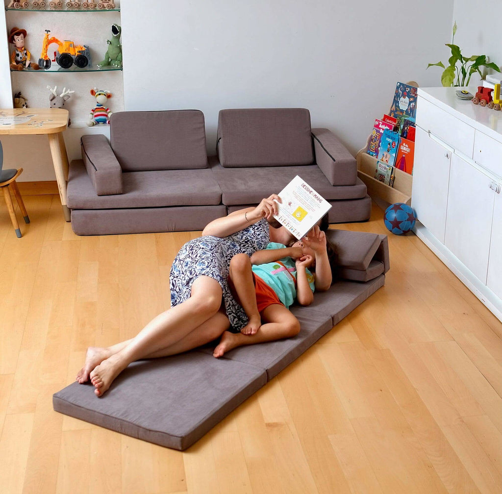 transformable-kids-play-mat-and-couch-for-playtime-and-relaxation-Gift-Baby-Toys-12