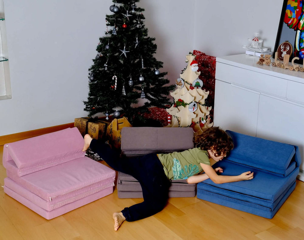 transformable-kids-play-mat-and-couch-for-playtime-and-relaxation-Gift-Baby-Toys-22