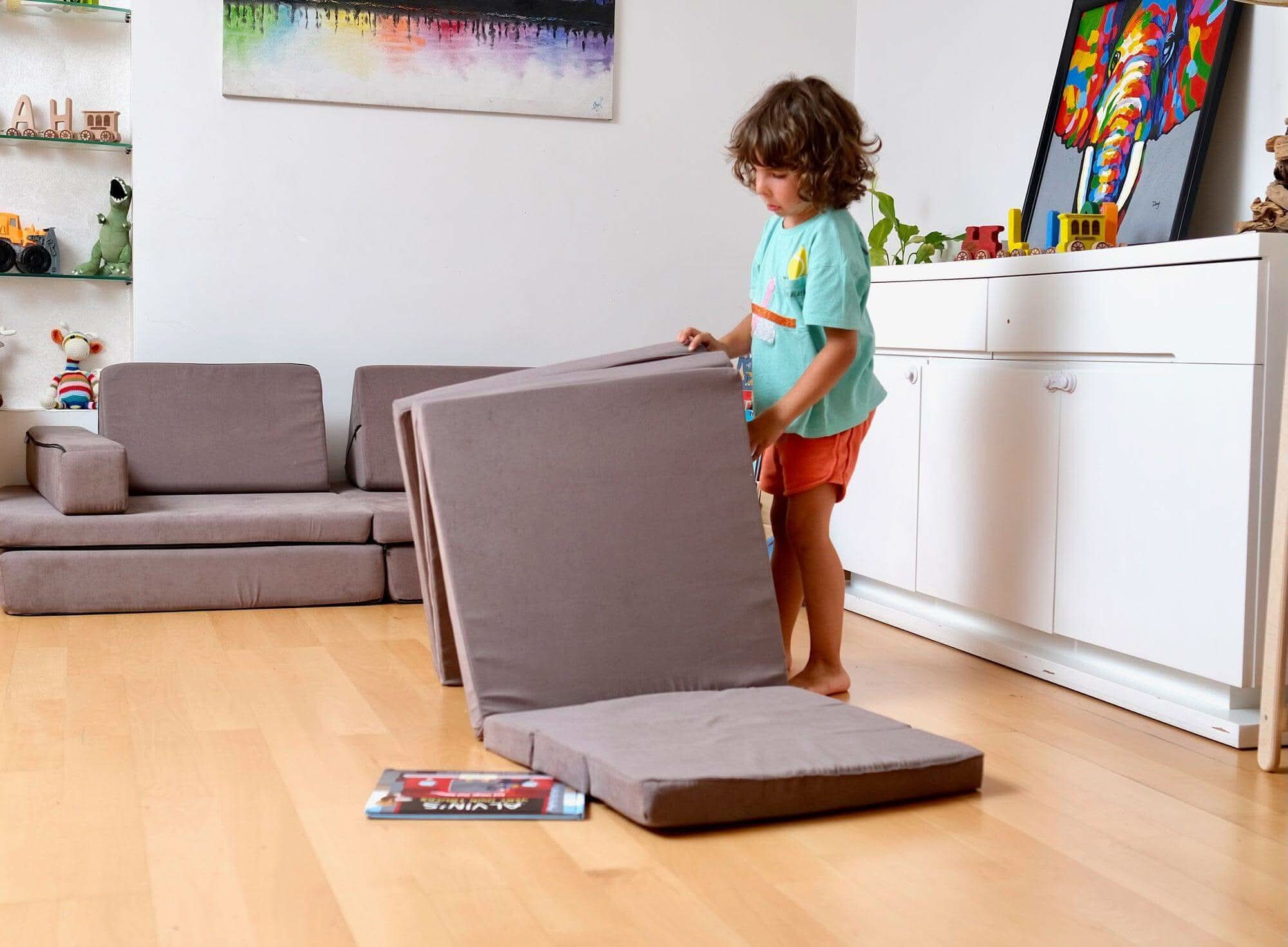 transformable-kids-play-mat-and-couch-for-playtime-and-relaxation-Gift-Baby-Toys-5