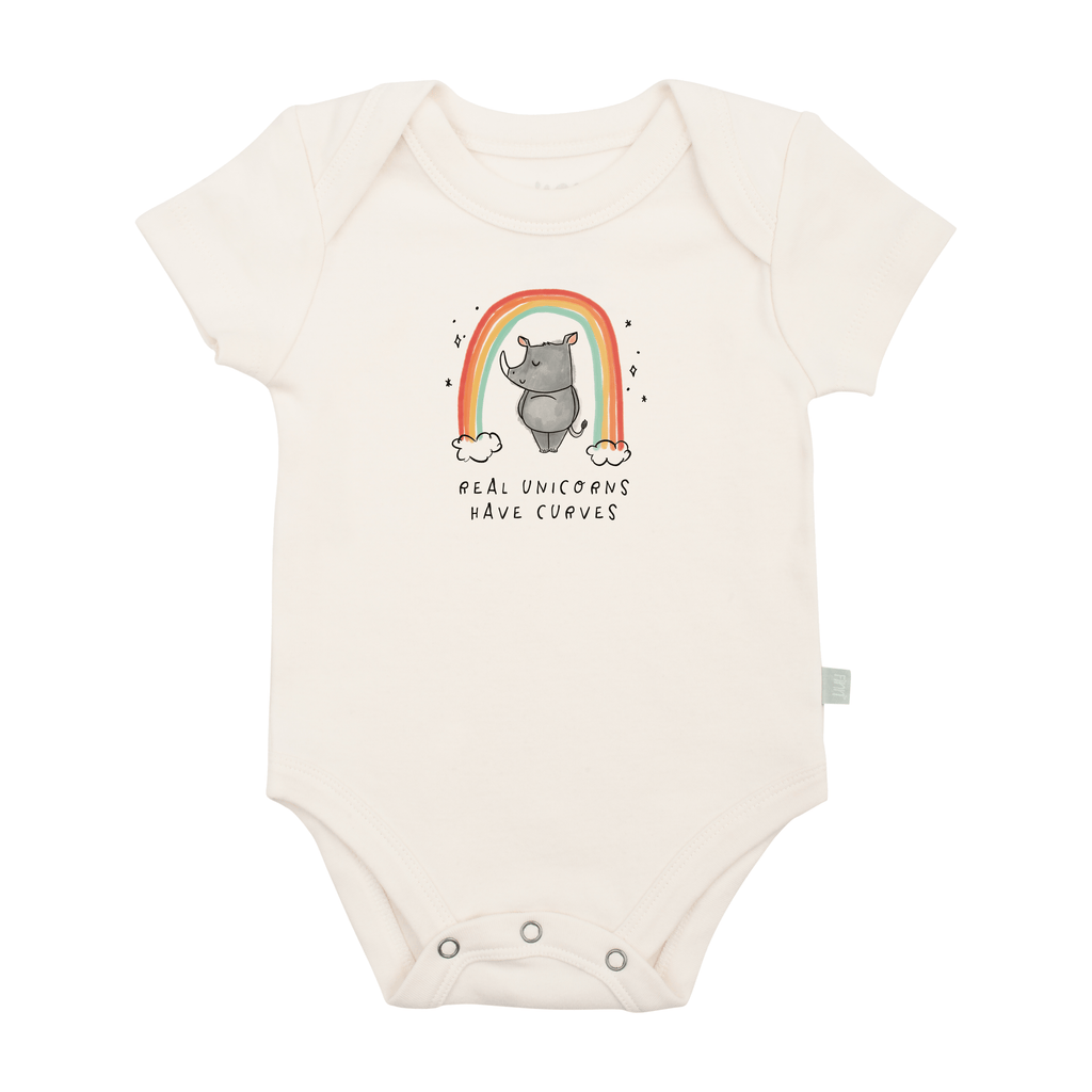 graphic-bodysuit-unicorn-curves-Gift-Baby-Toysbodysuits-1