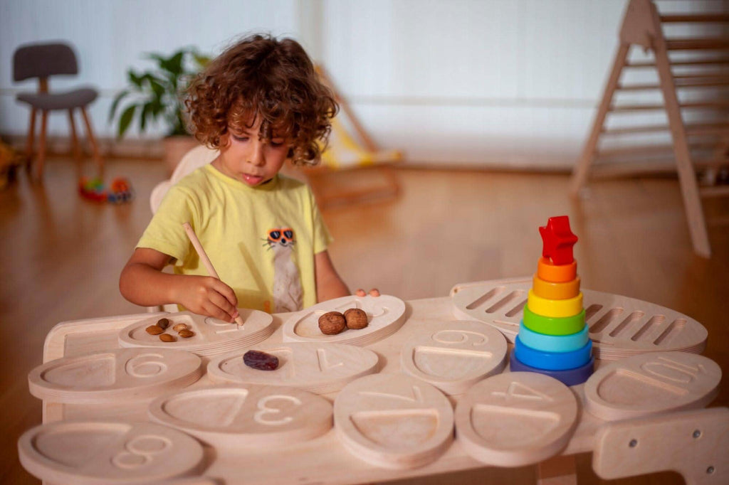 wooden-tracing-board-for-toddlers-Gift-Baby-Toysmontessori toys-1