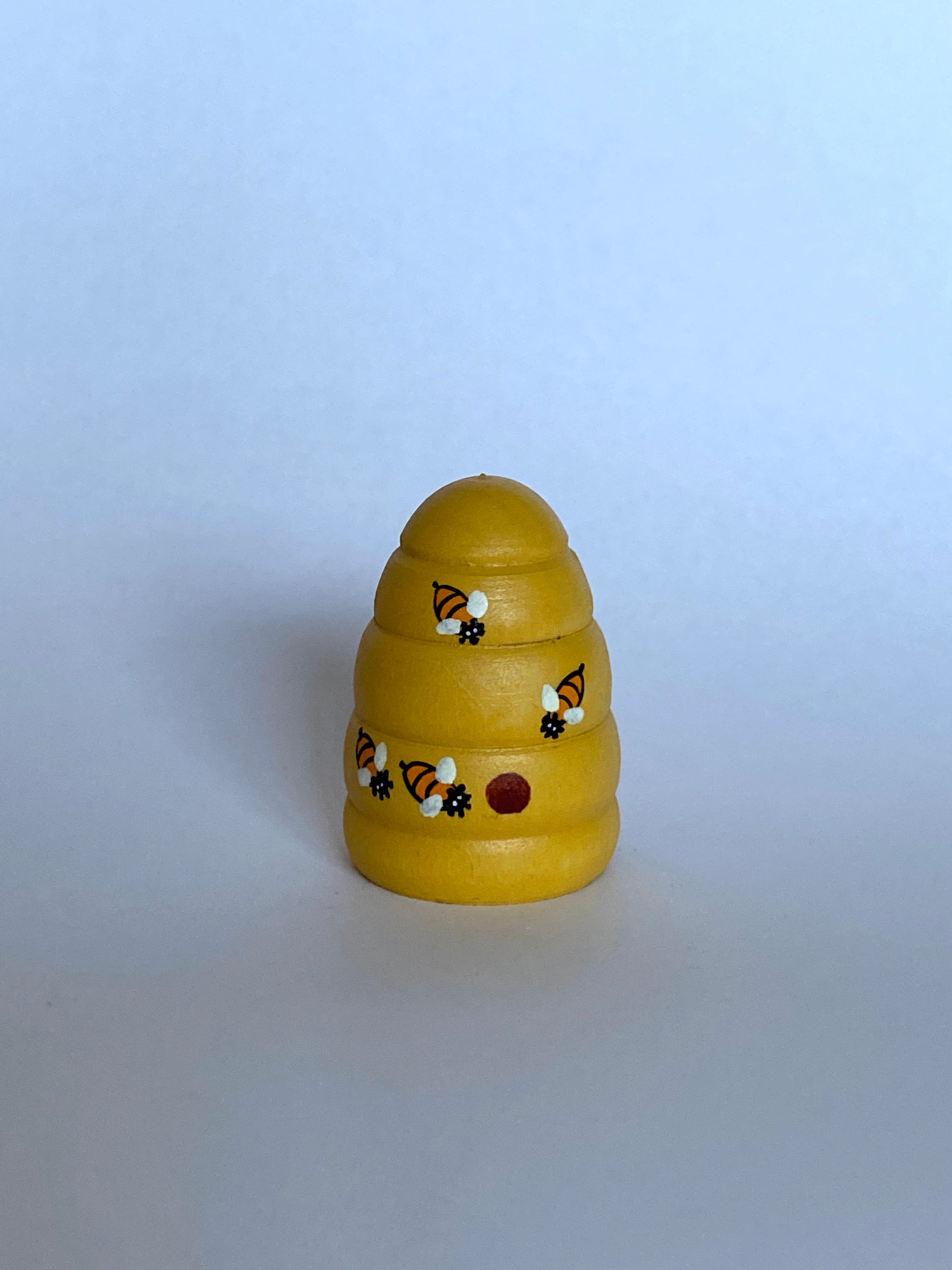 wooden-beehive-figurine-toy-Gift-Baby-Toys-1