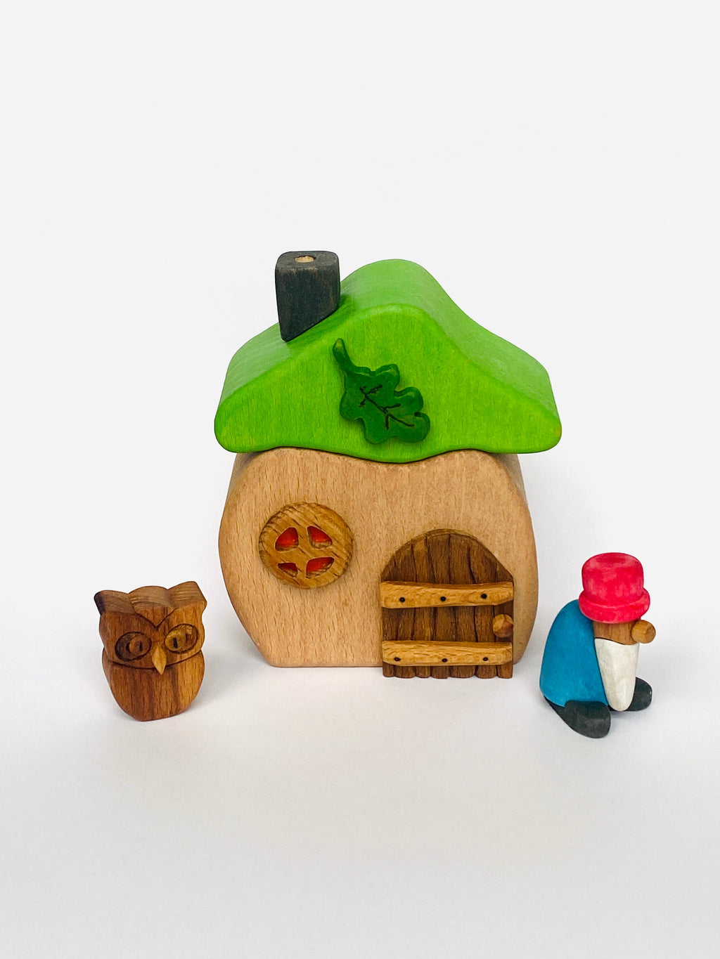 wooden-house-with-gnome-Gift-Baby-Toys-4