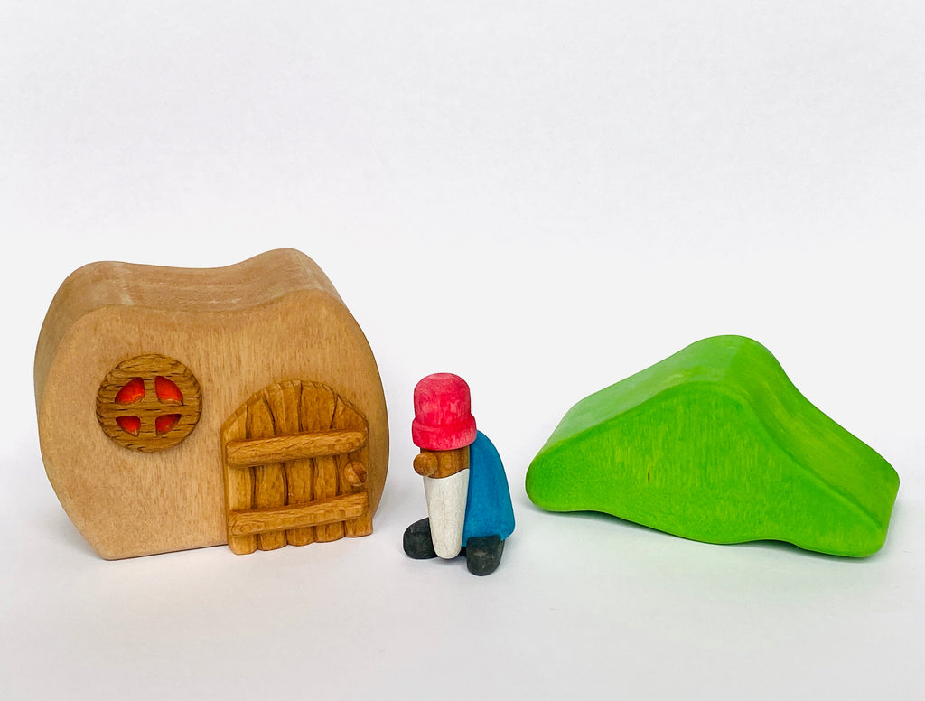 wooden-house-with-gnome-Gift-Baby-Toys-5
