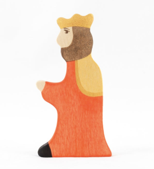 wooden-king-and-queen-figurines-Gift-Baby-Toys-6