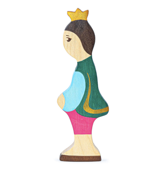 waldorf-wooden-prince-and-princess-figures-Gift-Baby-Toys-17
