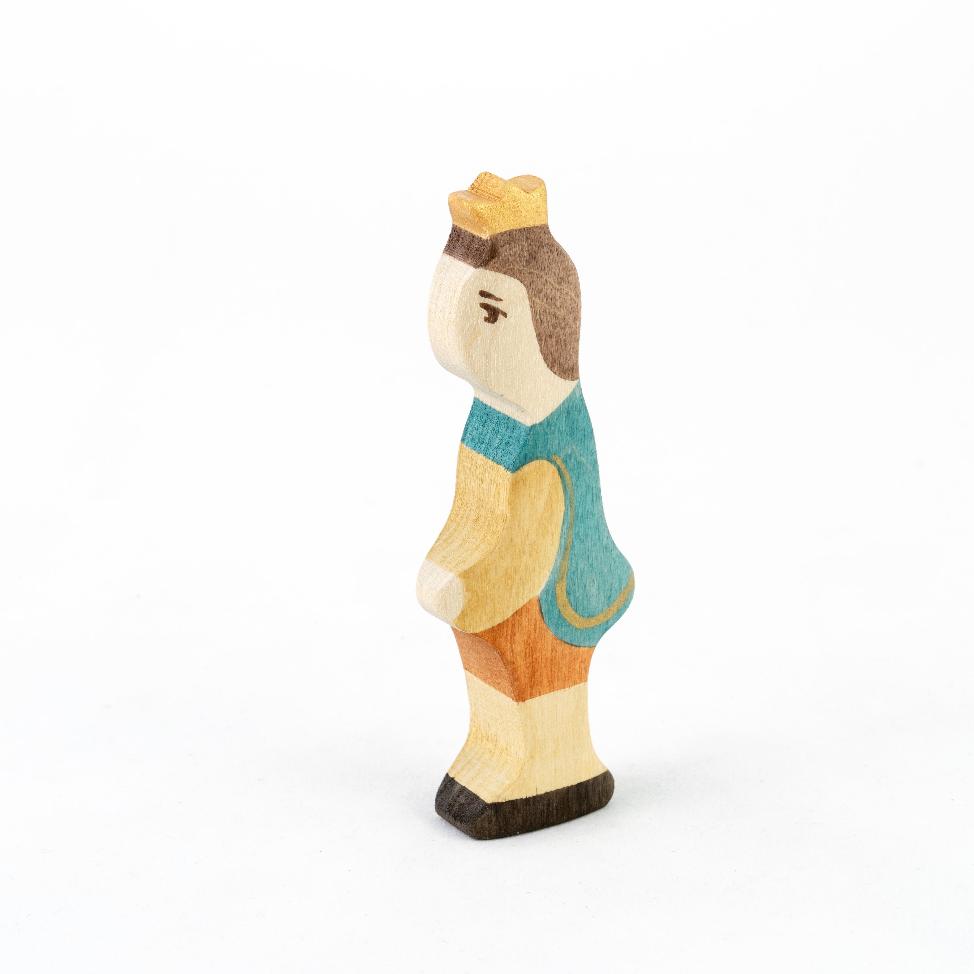 waldorf-wooden-prince-and-princess-figures-Gift-Baby-Toys-10