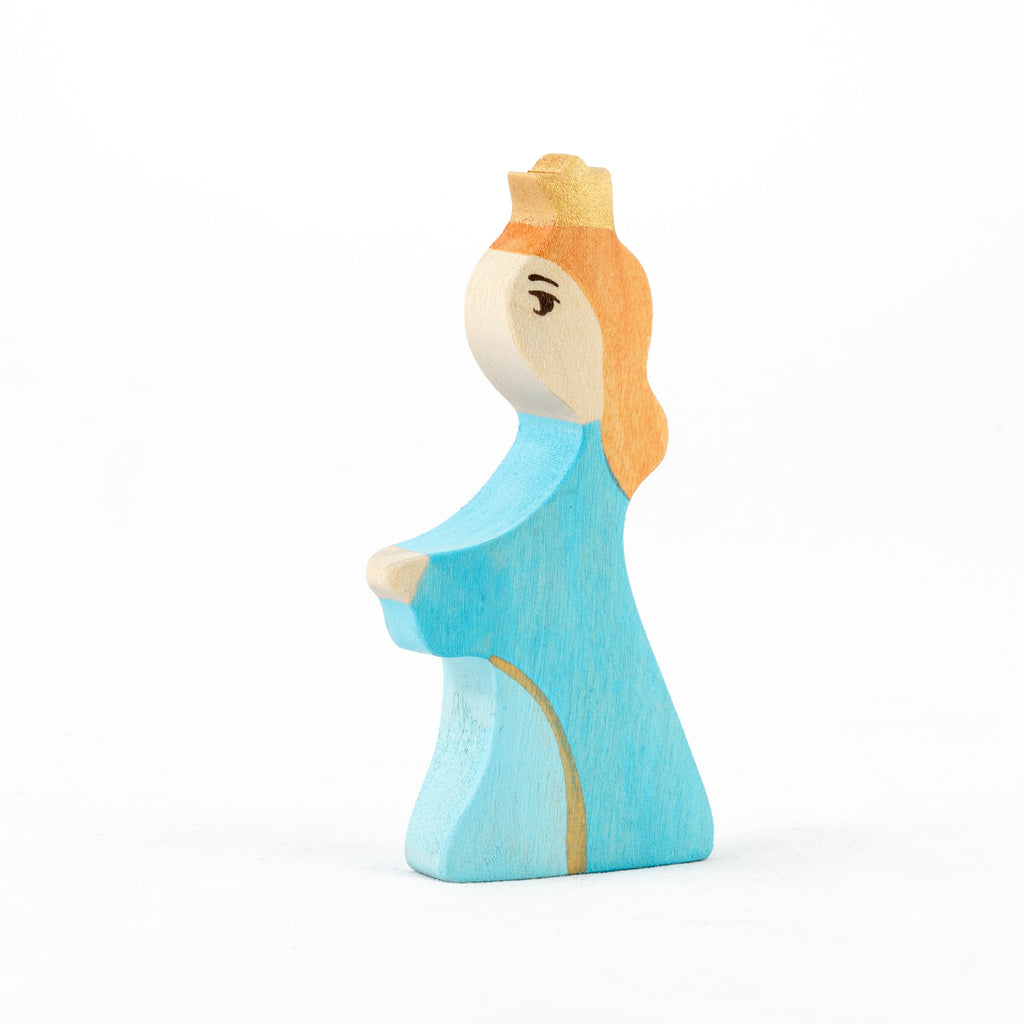 waldorf-wooden-prince-and-princess-figures-Gift-Baby-Toys-8