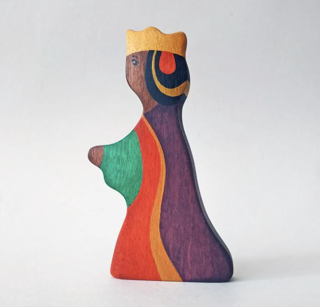 wooden-king-and-queen-figurines-Gift-Baby-Toys-13