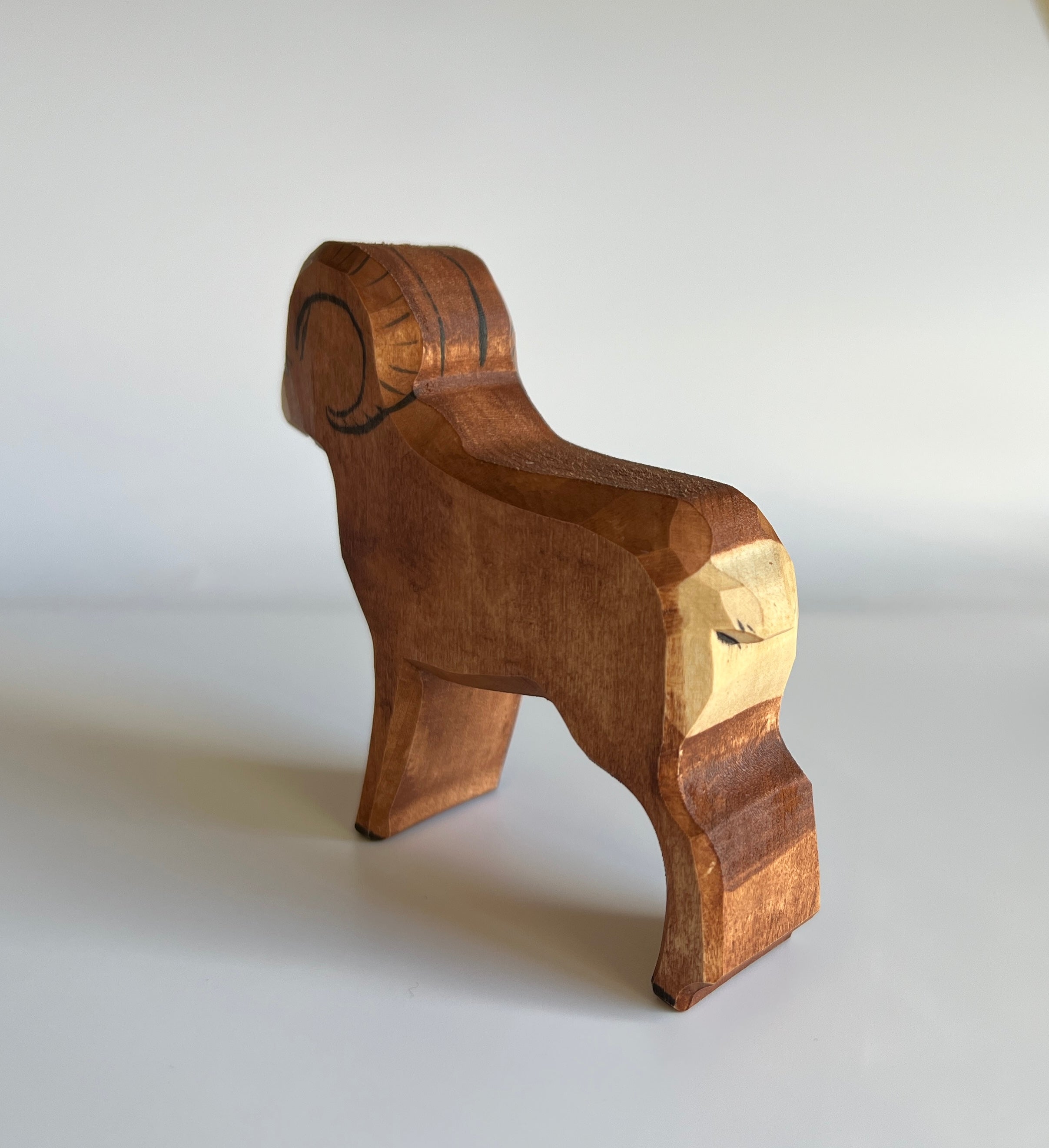 wooden-sheep-figurine-Gift-Baby-Toys-2
