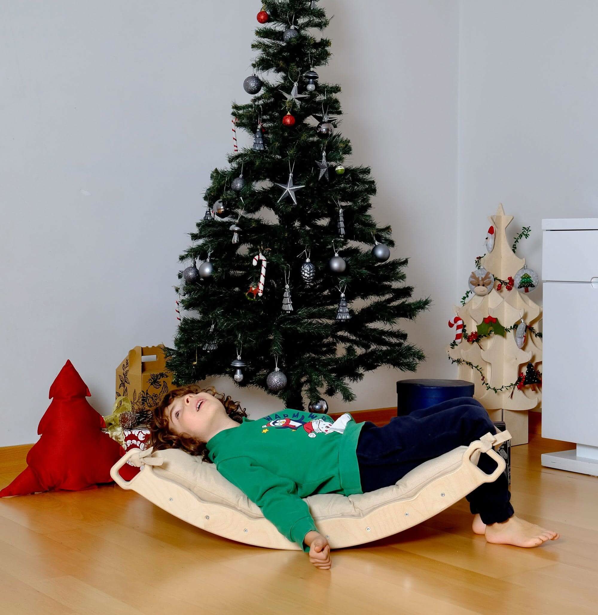 xl-wooden-balance-board-for-toddlers-montessori-balance-toy-with-pillow-Gift-Baby-Toys-9
