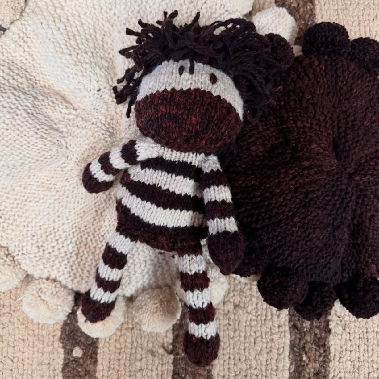 wool-knit-buddy-zachary-the-zebra-Gift-Baby-Toys-6